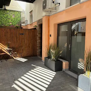 Aparthotel Casa, Aix-en-Provence